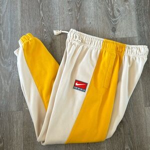 Nike Tan and Yellow Sweatpants Joggers Women Size M